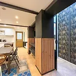 Apartment 86 - Urban Charming