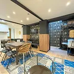 86 - Urban Charming Apartment
