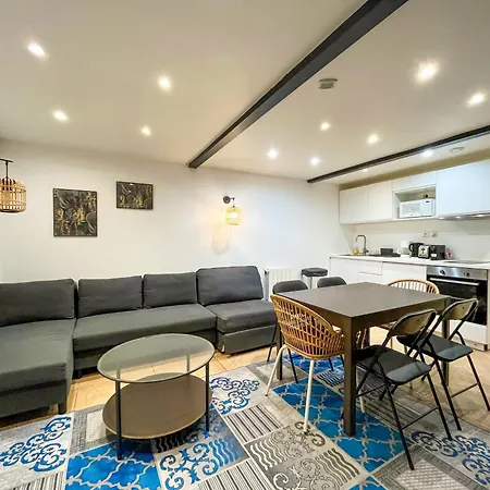86 - Urban Charming Apartment