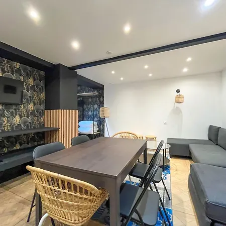 Apartment 86 - Urban Charming *