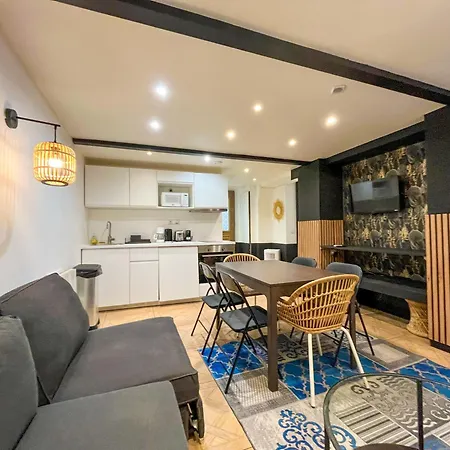 Apartment 86 - Urban Charming *