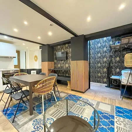 86 - Urban Charming Apartment